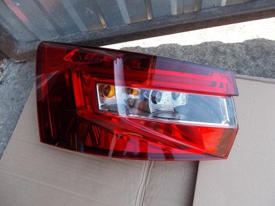 Skoda Superb Iii Kombi Led Lampa Tylna Ty Lewa