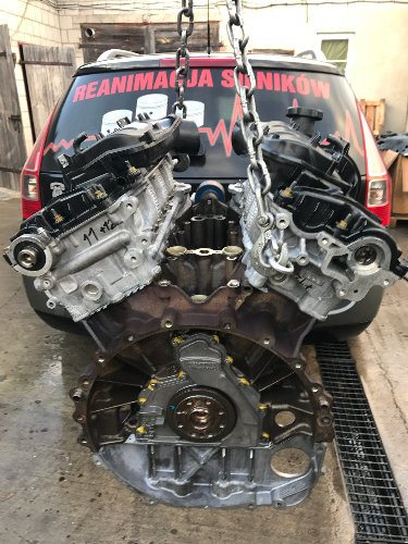 Land Rover Discovery IV l319 3.0 TDV6 engine - 3