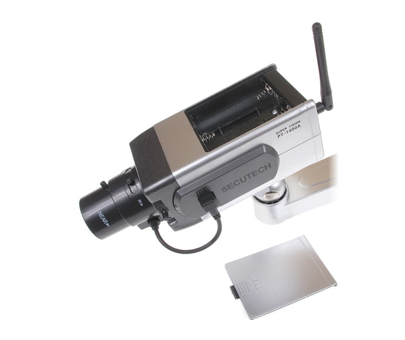 

Atrapa kamery z czujnikiem ruchu Cee DC1400