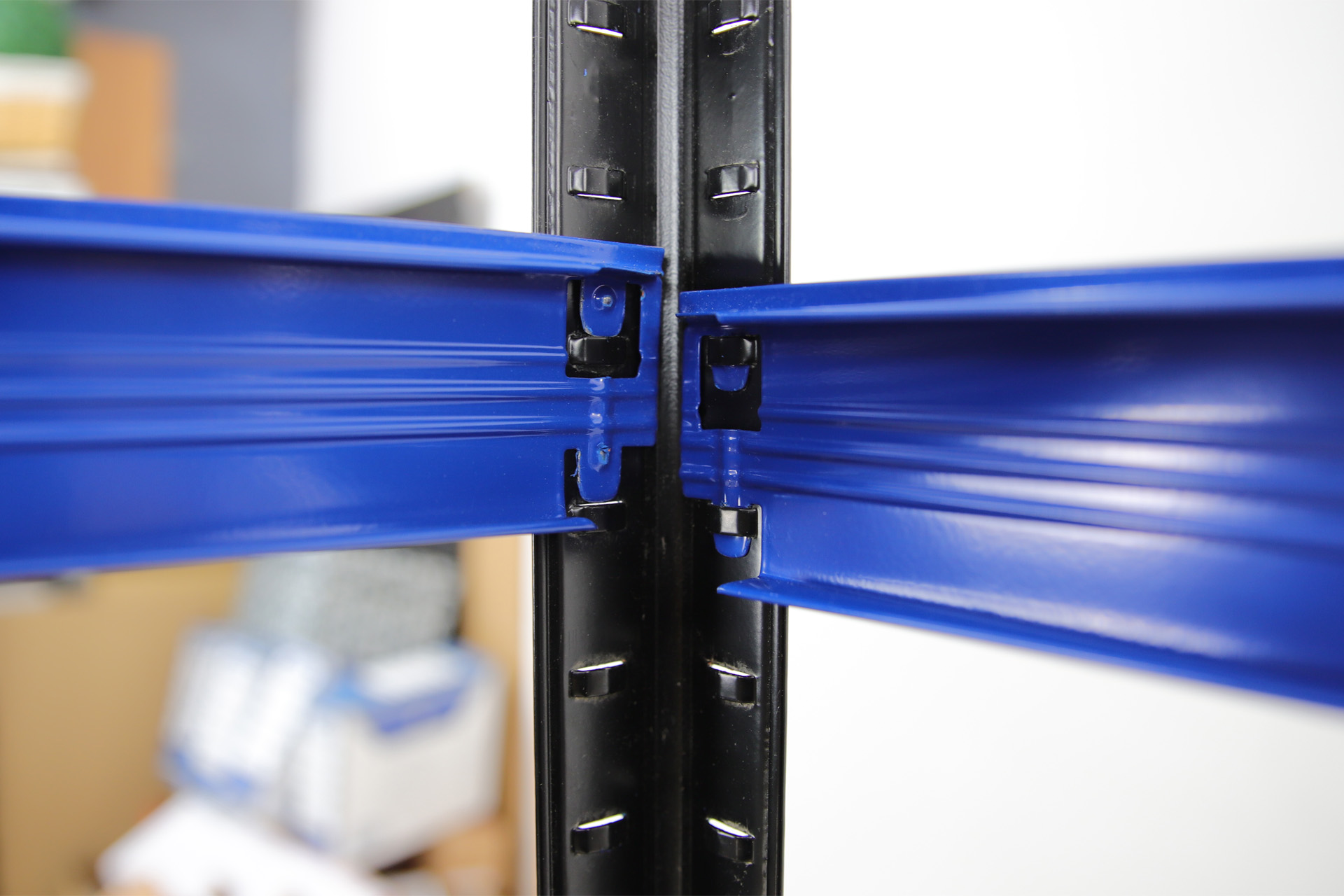 Regał metalowy Helios HBN_180x50x50_4_0WZ Sposób montażu regał wciskany