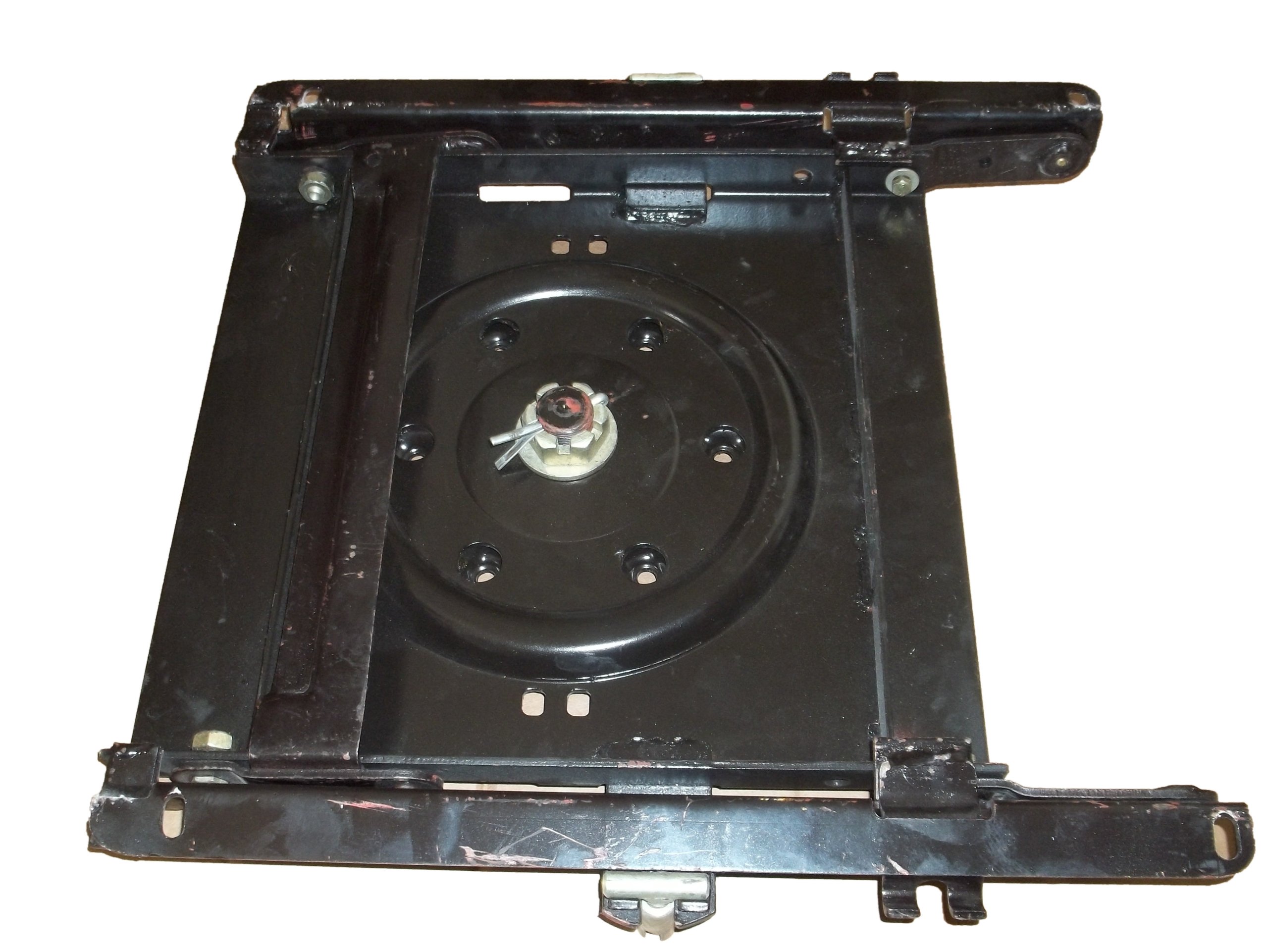 80B6807000 - ПОВОРОТНОЕ ОСНОВАНИЕ СИДЕНЬЯ MTZ BELARUS