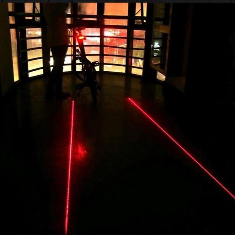 TYLNA LAMPKA ROWEROWA Z LASEREM BEZPIECZEŃSTWA LED Zasilanie inne