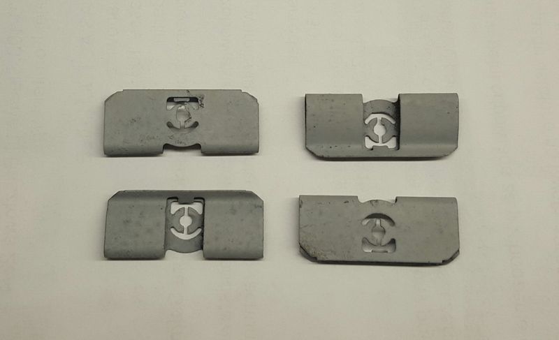 Chrysler Sebring 07- ZACZEP listwy szyby uchwyt