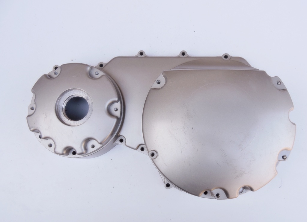 КРЫШКА ДВИГАТЕЛЯ ЗАДНЯЯ КРЫШКА HONDA VT 1100 SHADOW