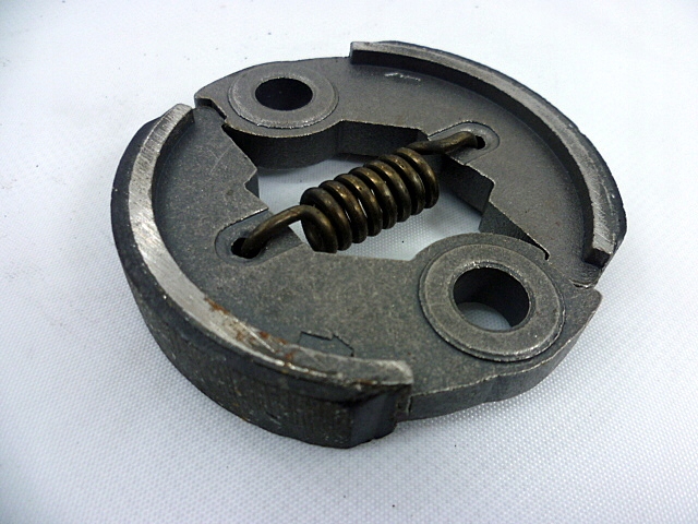 SPRZĘGŁO DO KOSY D kosz sprzegła kosa spalinowa Waga produktu z opakowaniem jednostkowym 0.5 kg