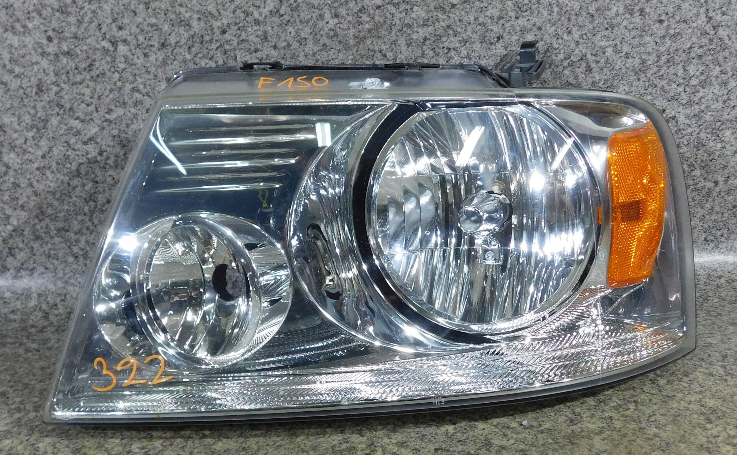 Ford F150 F-150 03-08 фара лева передняя перед