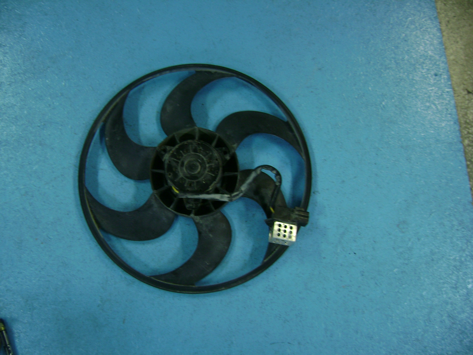 WENTYLATOR FORD MUSTANG Producent części Inny