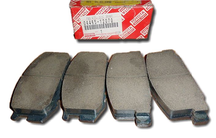 04465 12070 - НОВІ ОРИГІНАЛЬНІ ГАЛЬМІВНІ КОЛОДКИ TOYOTA COROLLA AE86