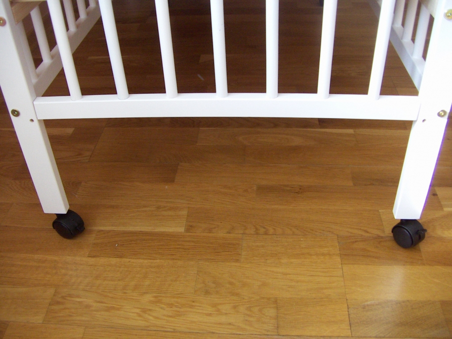 POLSKIE BIAŁE ŁÓŻECZKA Z SZUFLADĄ +BUJAK + 4 KÓŁKA Długość (cm) 120 cm