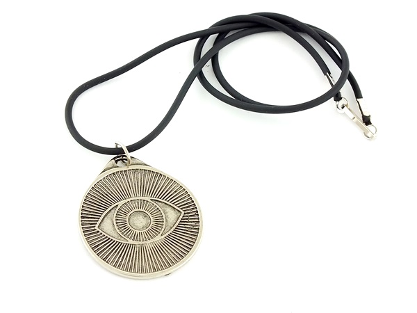 Wisior naszyjnik amulet talizman oko Horusa sr 243 Cechy brak