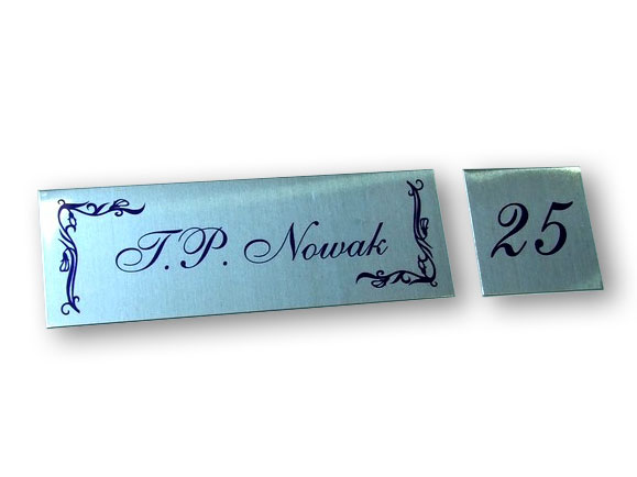 

Tabliczka na drzwi + numer Aluminium 20x6 cm