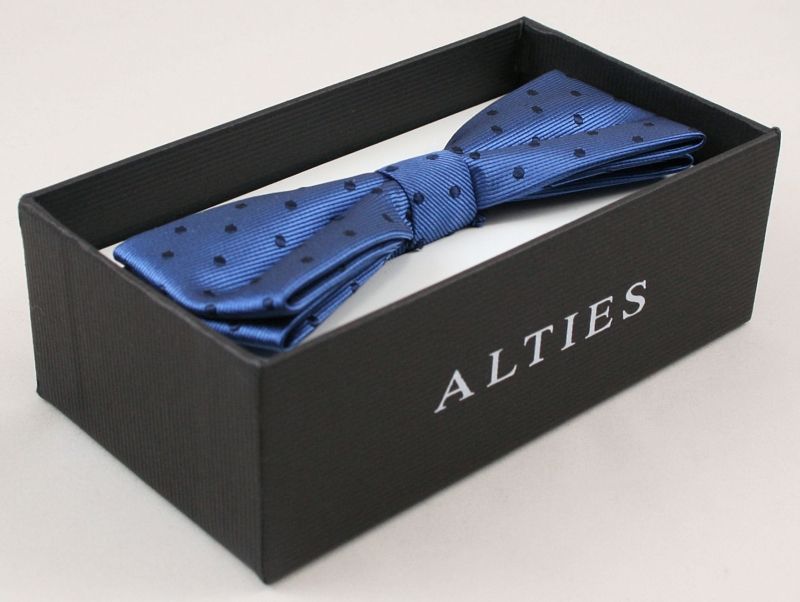 Elegancka mucha z poszetką Alties Wzór dominujący inny wzór