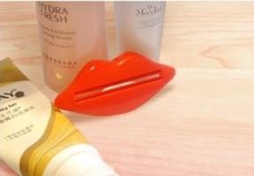 WYCISKARKA WYCISKACZ DO TUBEK DO PASTY KREMÓW USTA Marka inna