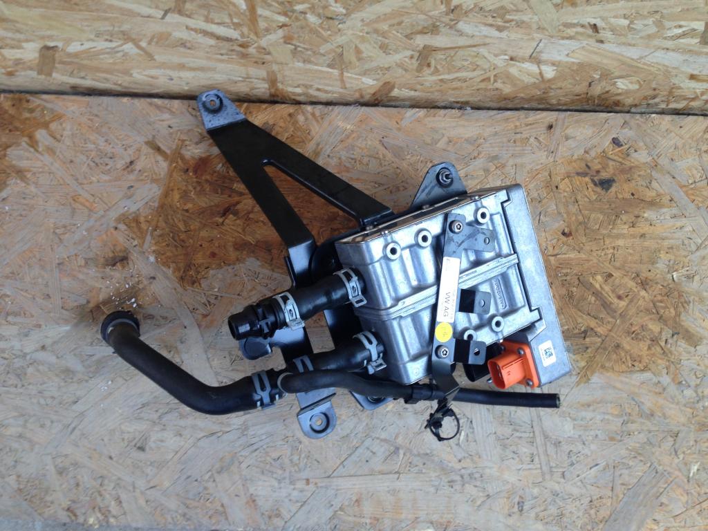 Теплообменник VW e-GOLF VII 12E963231B