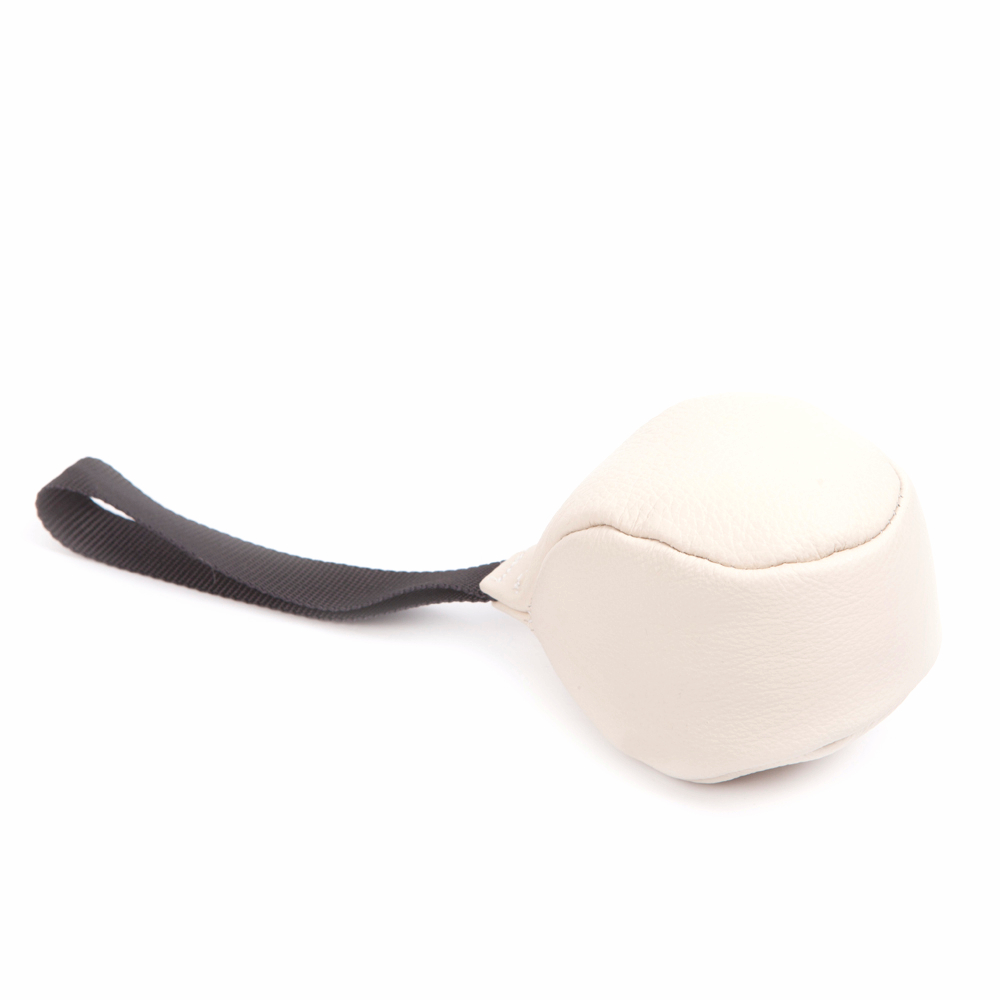 

Dingo Gear K9 Piłka Skórzana Z Rączką #8CM Pies
