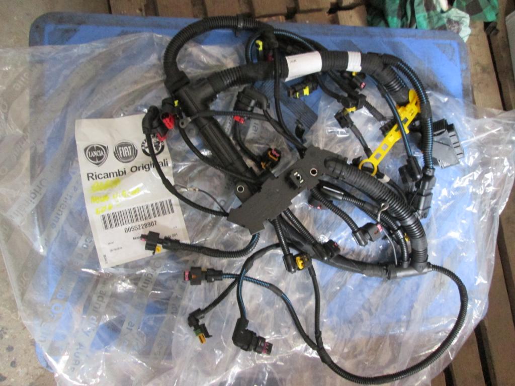 Alfa Romeo 1 4 Wiazka silnika 00552289070 NOWA