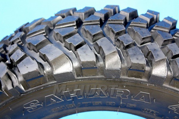 OPONY TERENOWE 4X4 195/80R15 SAHARA YOKOHAMA M/T Profil opony 80