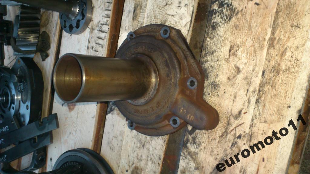 ACTROS MP3 MP2 КОРПУС КРЫШКА ВАЛА СЦЕПЛЕНИЯ