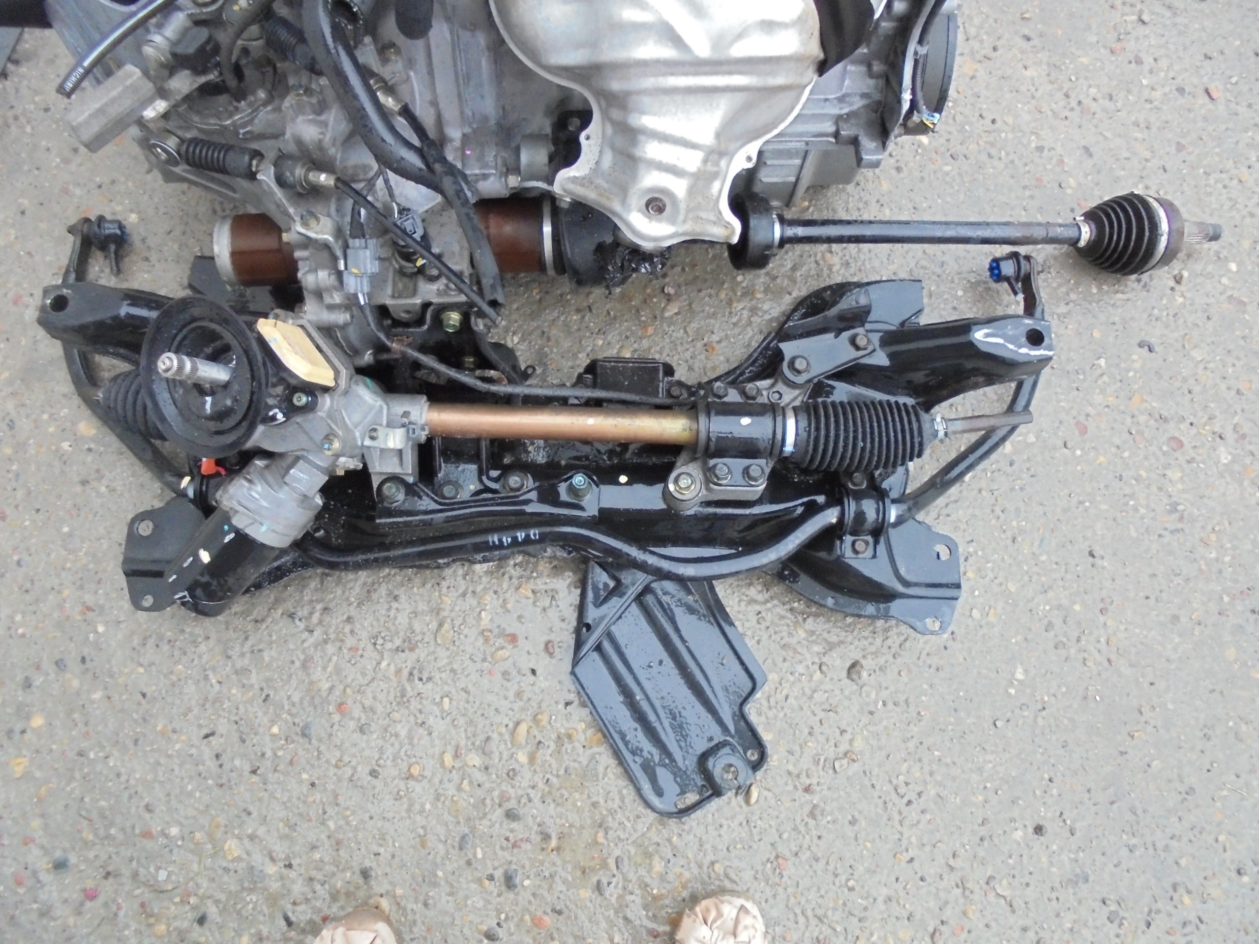 полуось правая левая для Honda JAZZ 1.4 02-08r