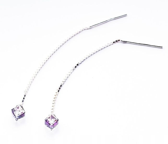 

Srebrne długie Kolczyki z kr. Swarovski Cube 4 VL