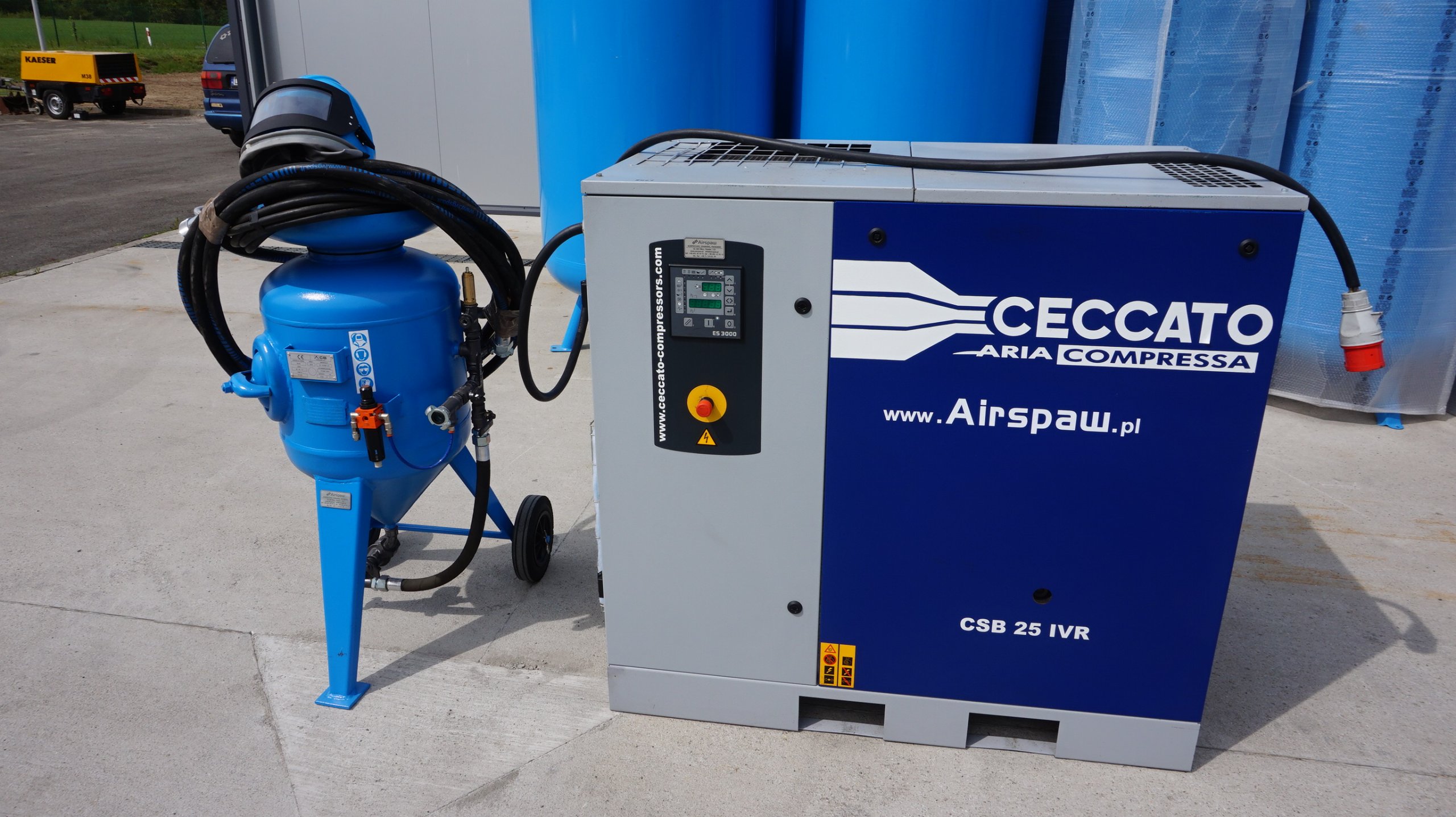 KOMPRESOR ŚRUBOWY CECCATO+PIASKARKA60L+ZBIORNIK Zasilanie sieciowe