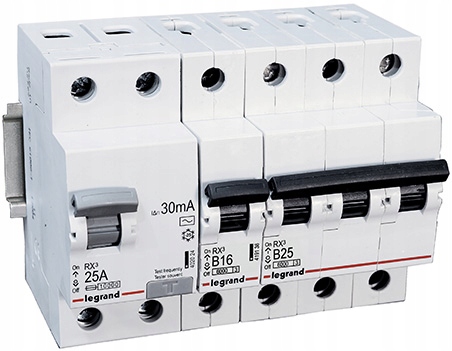 LEGRAND RX3 WYŁĄCZNIK NADPRĄDOWY 303 C25A 3P 18641 Kod producenta 419237