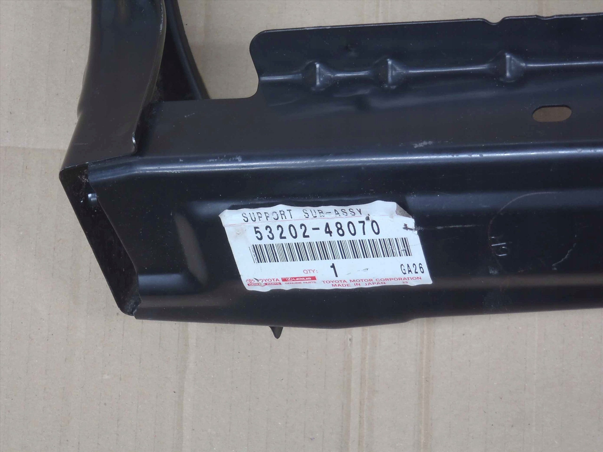 LEXUS RX 08-15 OKULAR LAMP WZMOCNIENIE PRZEDNI PAS Strona zabudowy przód - prawa