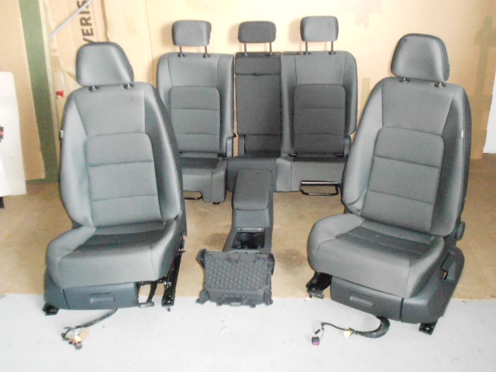 VW GOLF SPORTSVAN PLUS ПЕРЕДНЕЕ ПРАВОЕ СИДЕНЬЕ