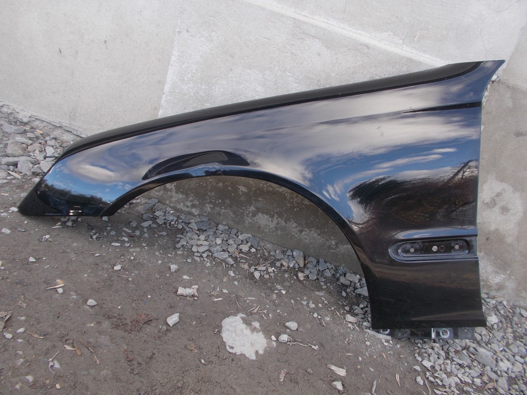 fender left front front MERCEDES C KLASA 203
