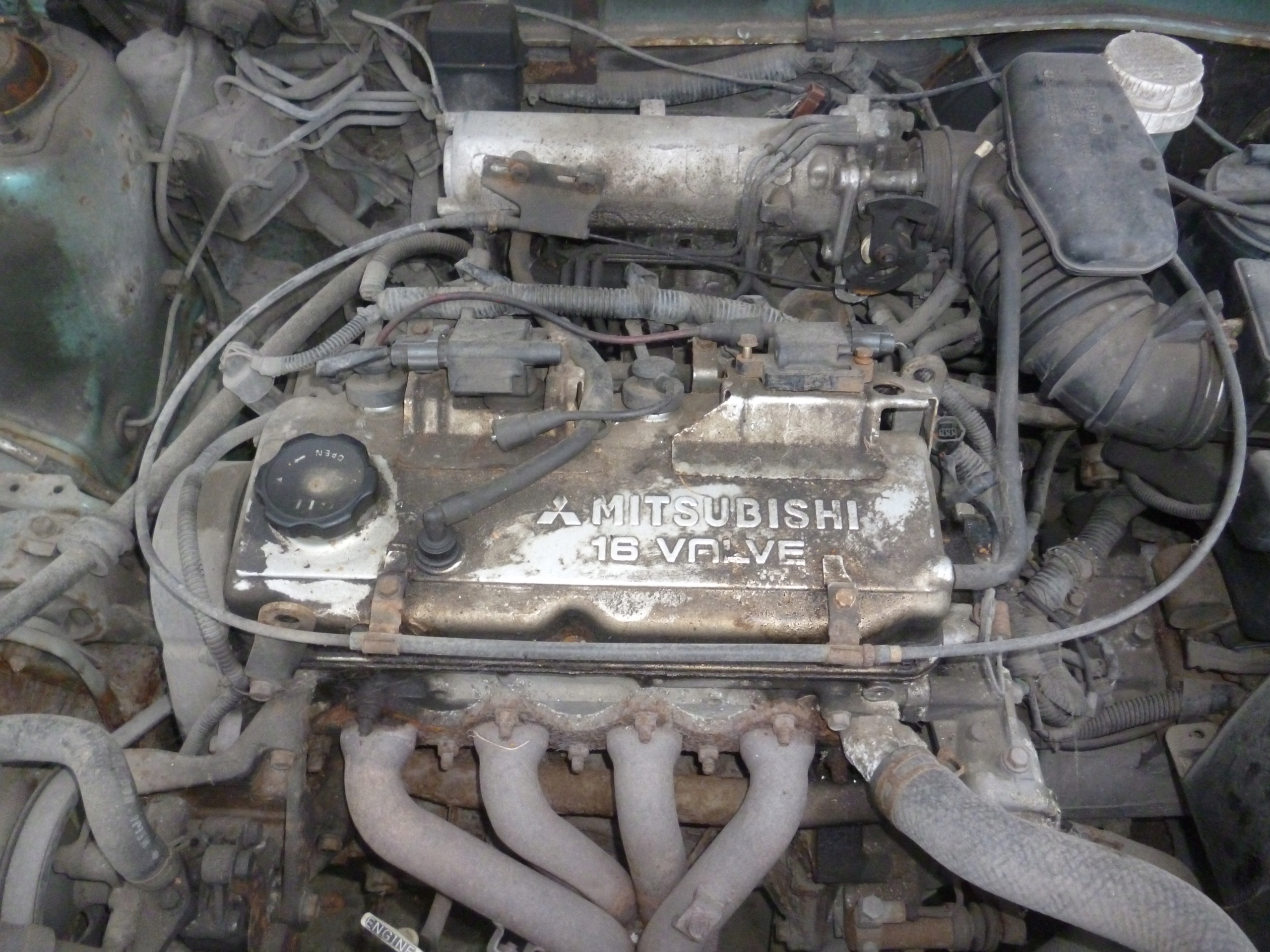 Двигатель mitsubishi COLT V 1.6 96-03
