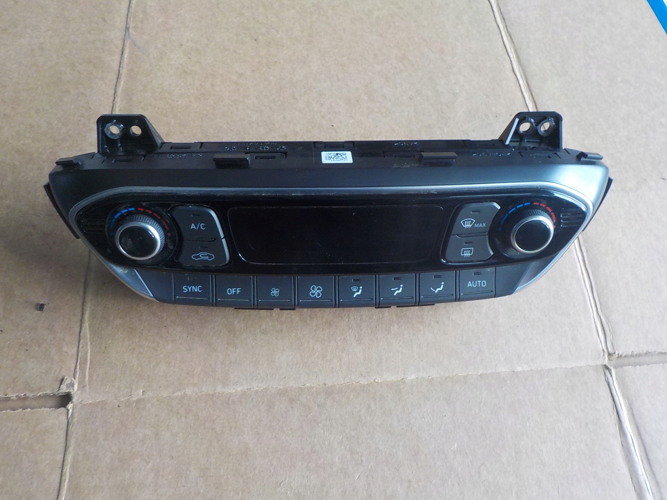 HYUNDAI i30 N PANEL NAWIEWU KLIMATYZACJI