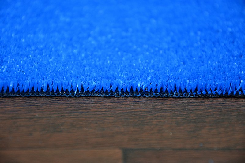 Синяя искусственная трава 70x100 весна балкон толщина 7 мм