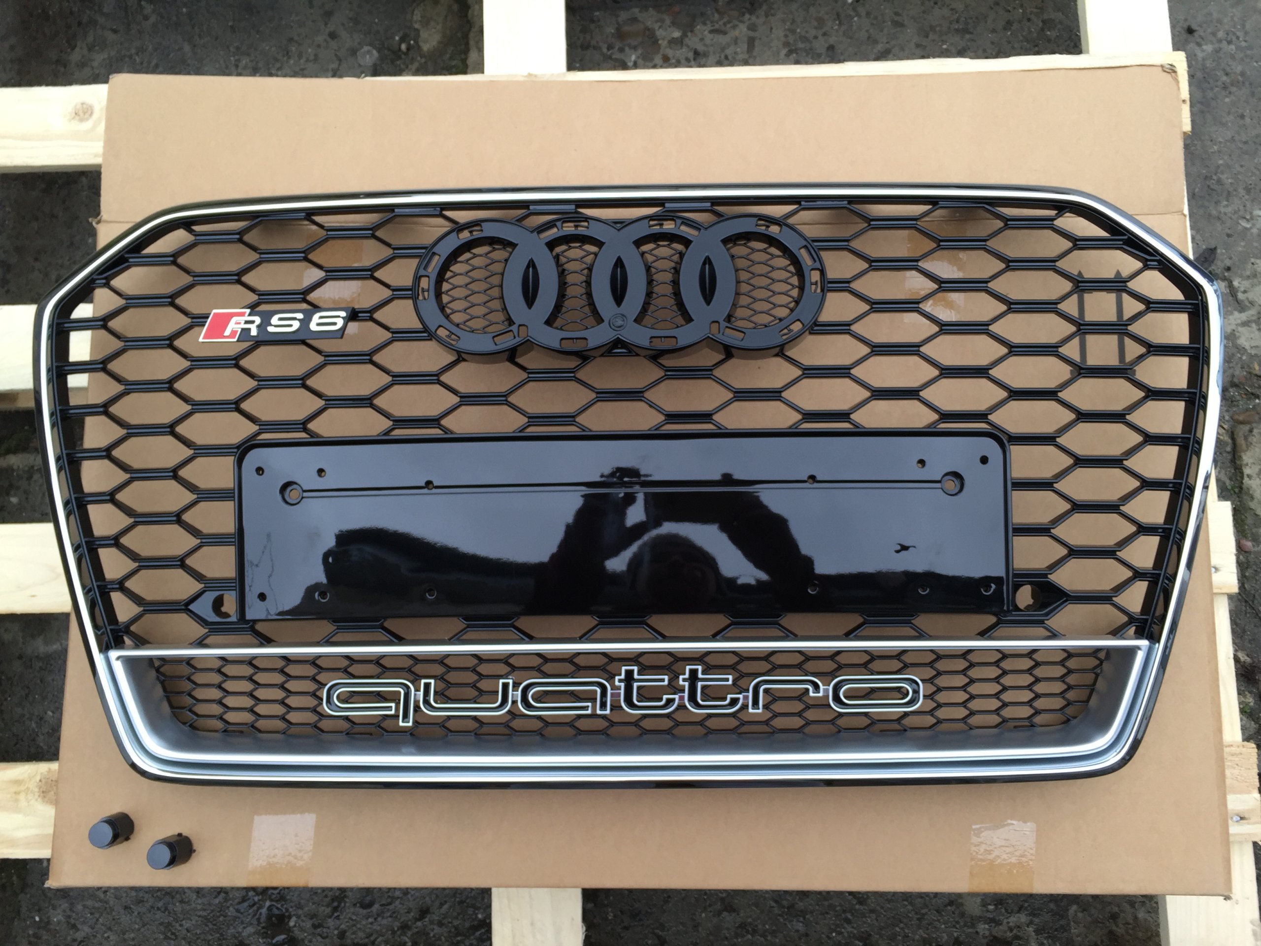 Grill Audi A6 2016-2017 wzor RS6 Chrome QUATTRO