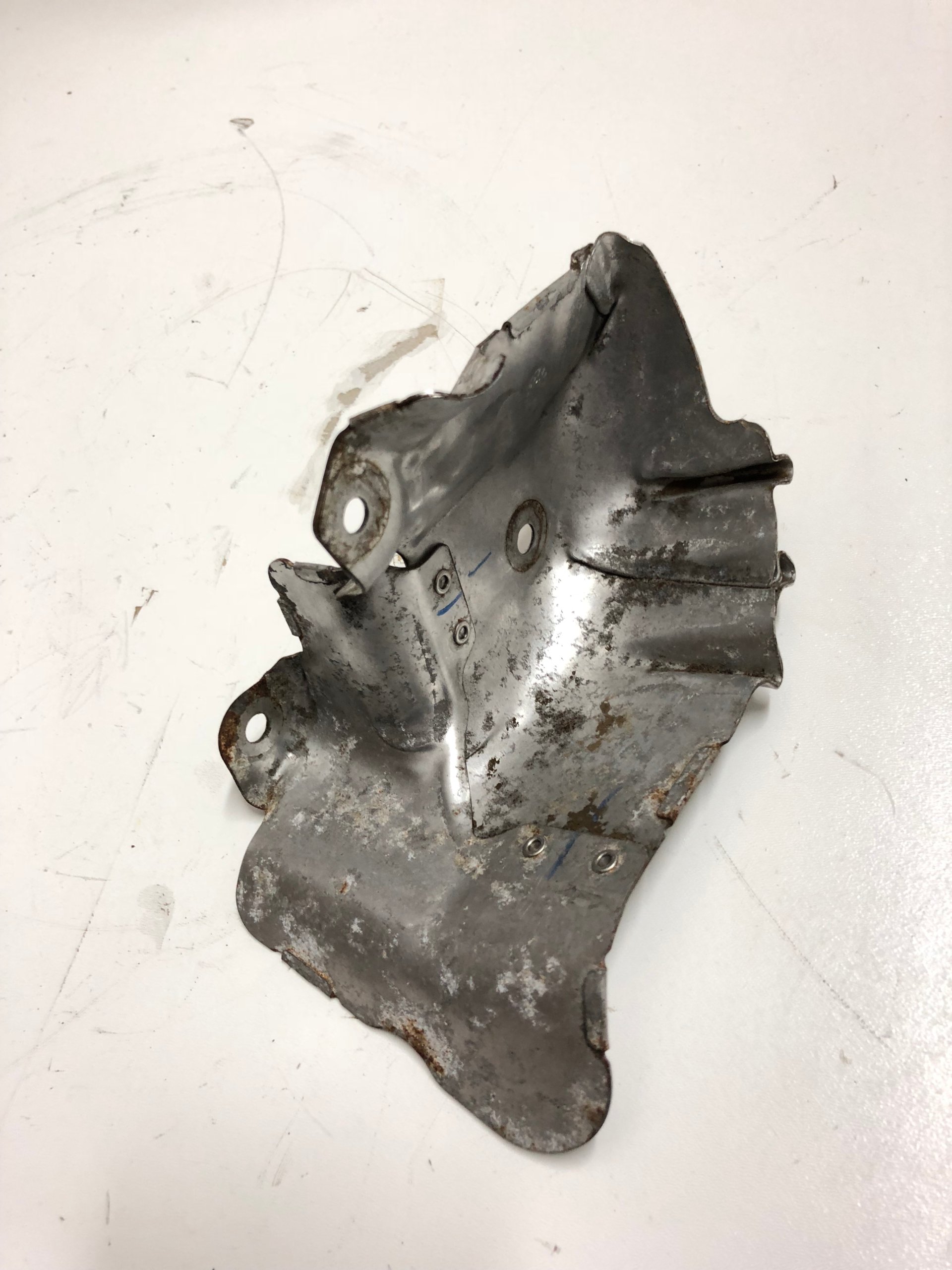 OPEL MOKKA 1.7 CDTI ТЕПЛОЗАЩИТНЫЙ ЭКРАН