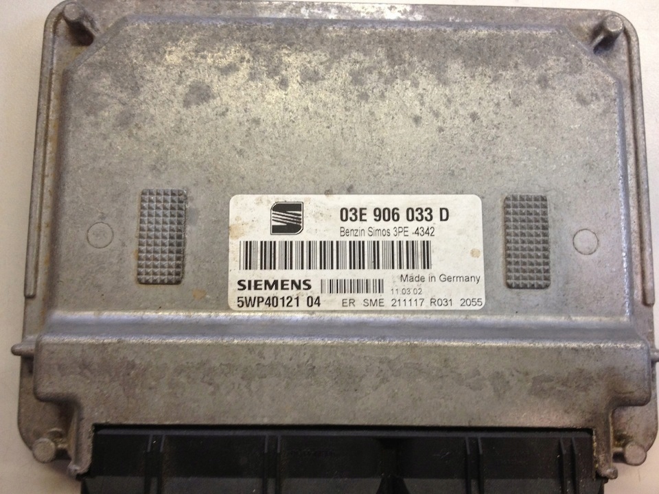 Komputer IBIZA 1.2 12v 03E906033D BEZ IMMO OFF!!!