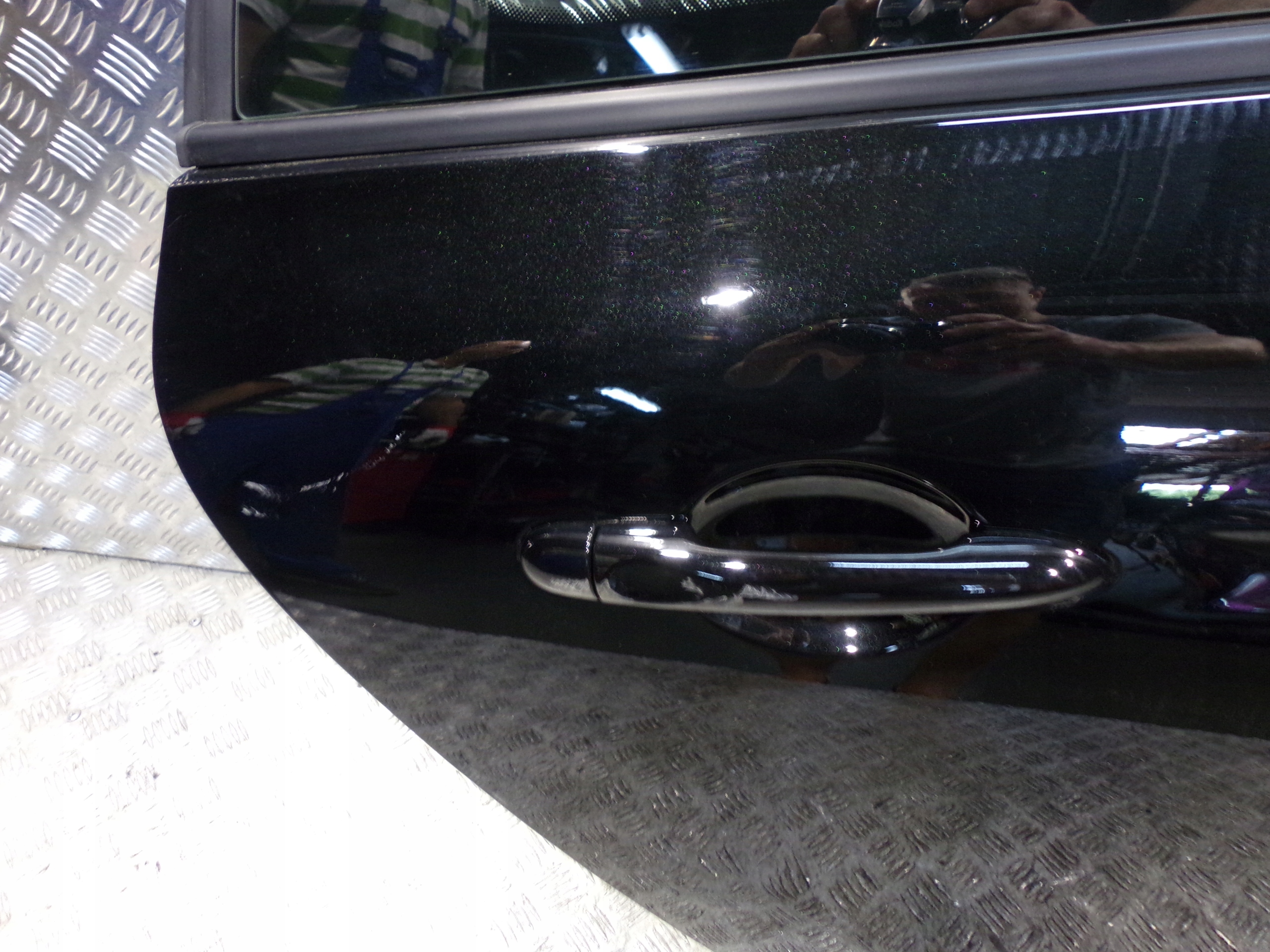 SMART FORFOUR W453 DRZWI PRAWY TYŁ Numer katalogowy części drzwi W453