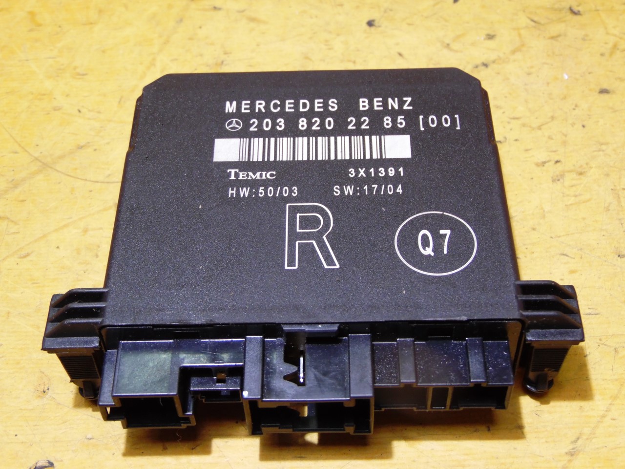 MODUL RIADIACA JEDNOTKA DVERE MERCEDES W203 2038202285