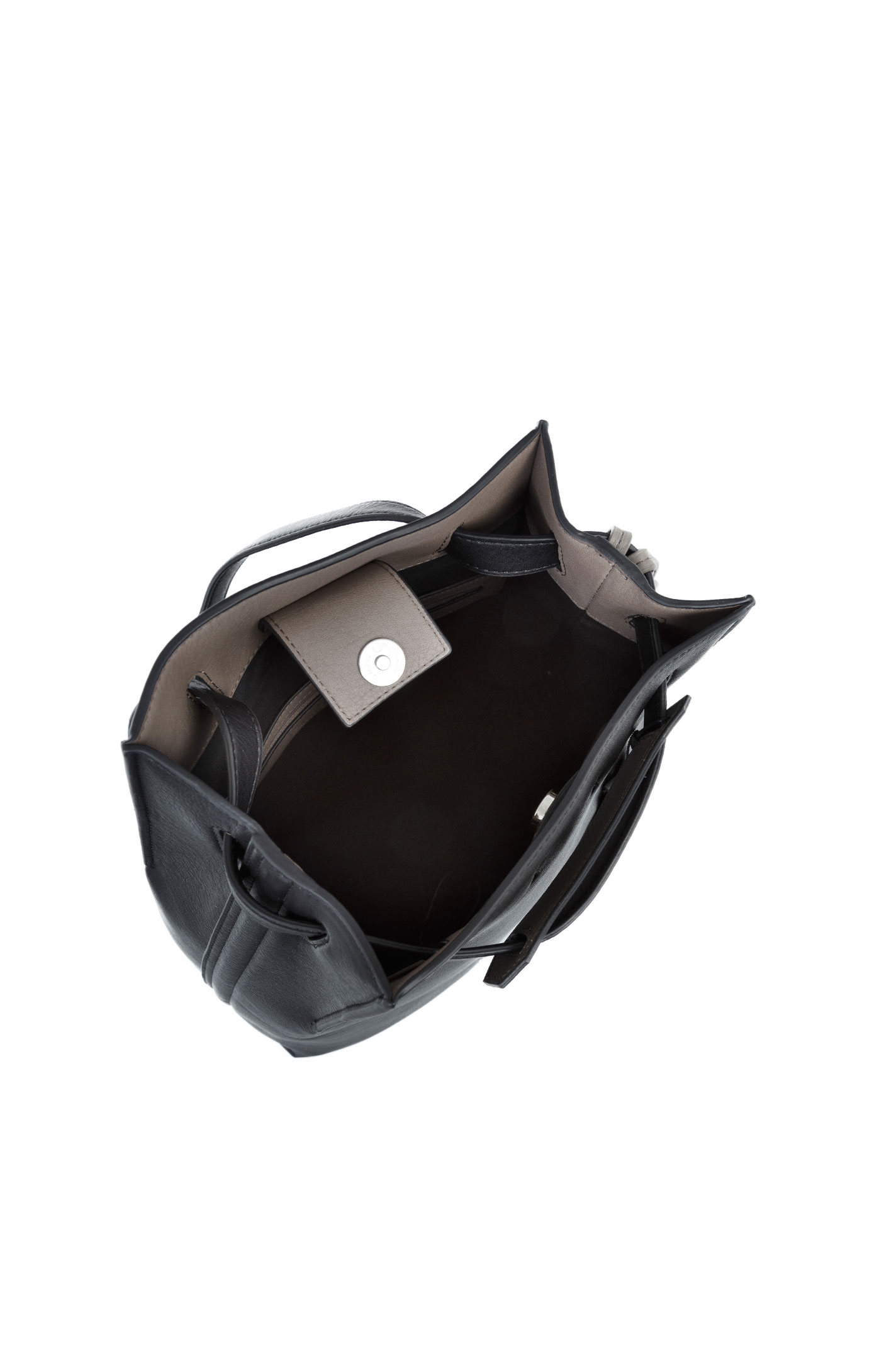 CALVIN KLEIN PLECKA TOREBKA 2w1 ROBYN CZARNY Materiał dominujący skóra naturalna