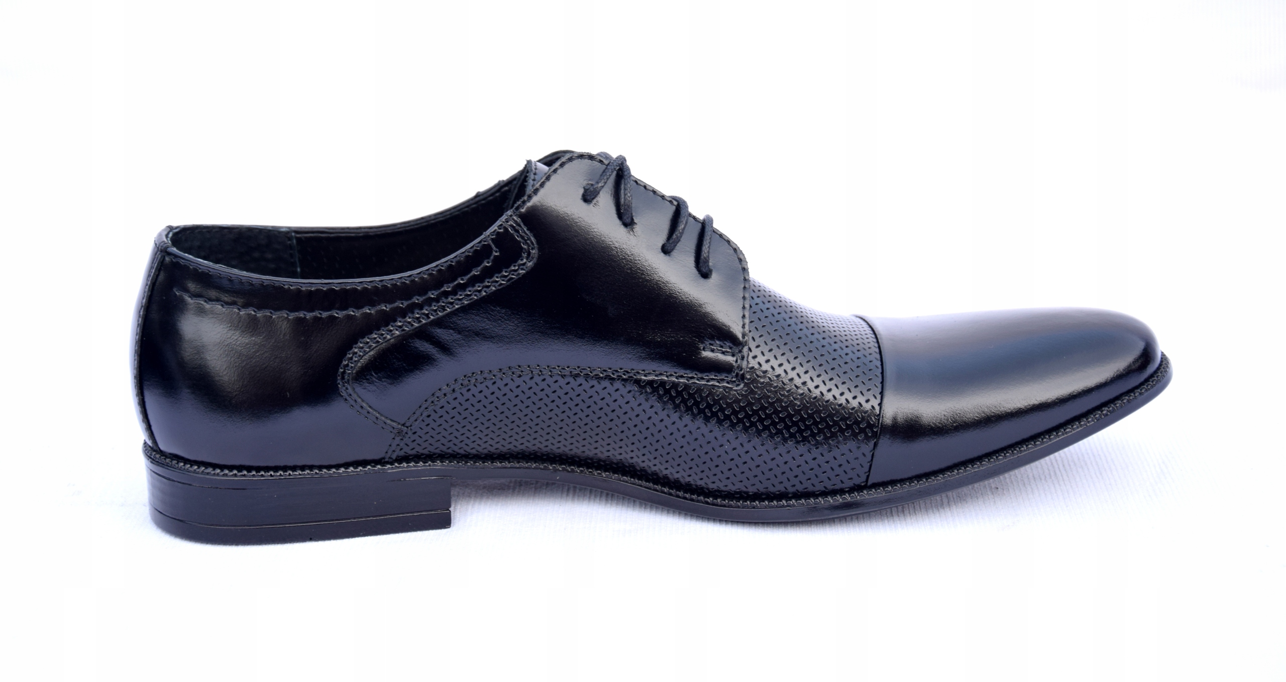 OBUWIE WIZYTOWE CZARNE SKÓRZANE POLSKIE 323-3-4 Rozmiar 38