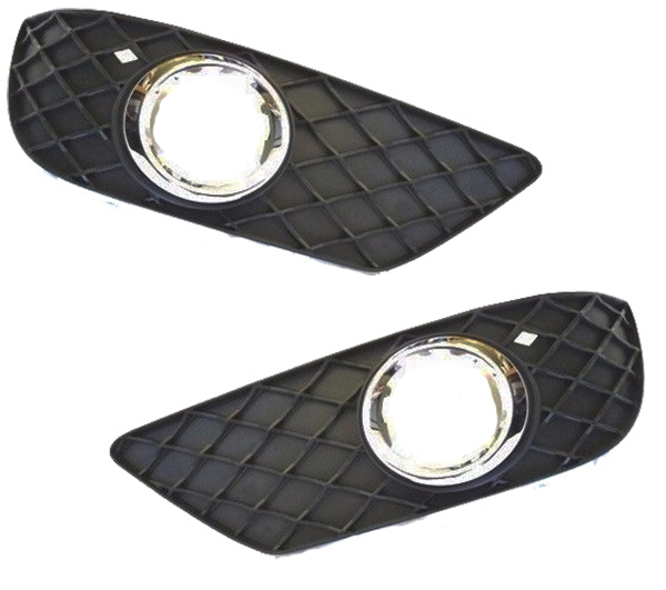 решетка радиатора в бампер MERCEDES W204 11-