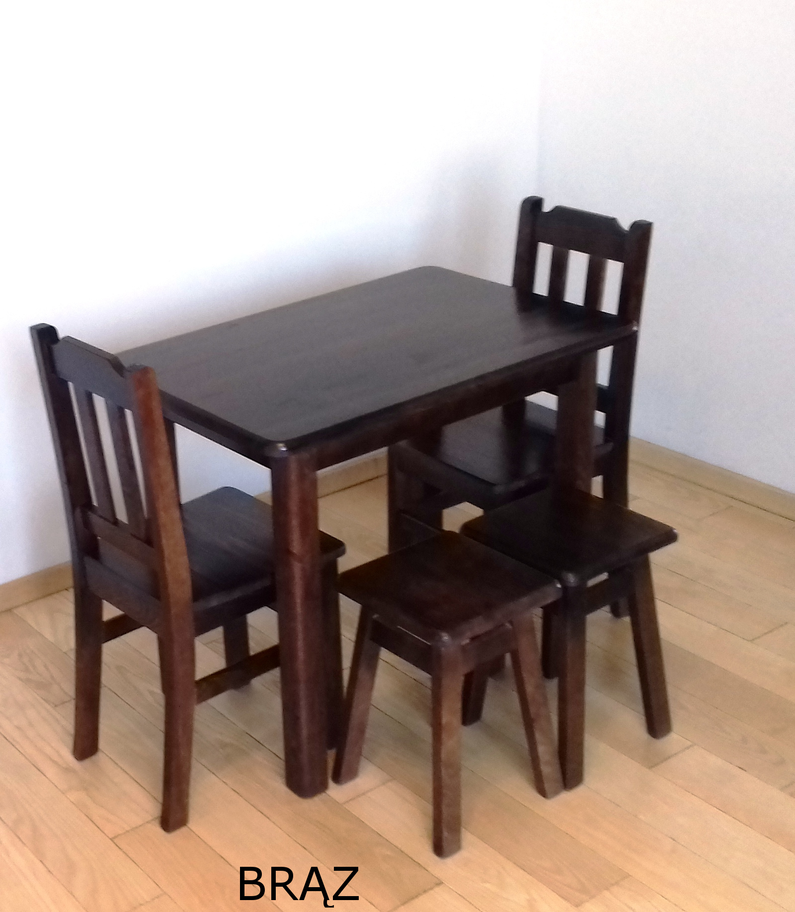 SOLIDNY Stół drewniany sosnowy 50x50 KOLOR PUB BAR Marka Miland