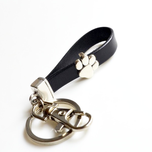 

Brelok skórzany łapka breloczek damski męski