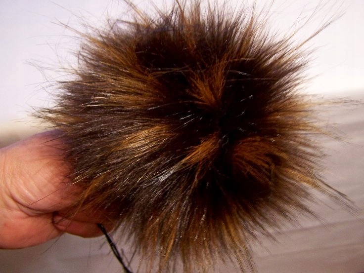 

Pompon Lis_jenot Extra Duże Pompony Eco Futro 11/2