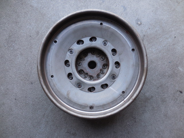 AUDI ДВОМАСОВЕ КОЛЕСО ЗЧЕПЛЕННЯ 0CK105317AC