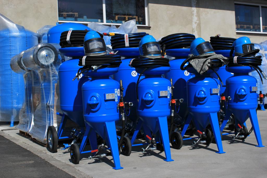 OCZYSZCZARKA PIASKARKA 215L SPRĘŻARKA KOMPRESOR Pojemność 215 l