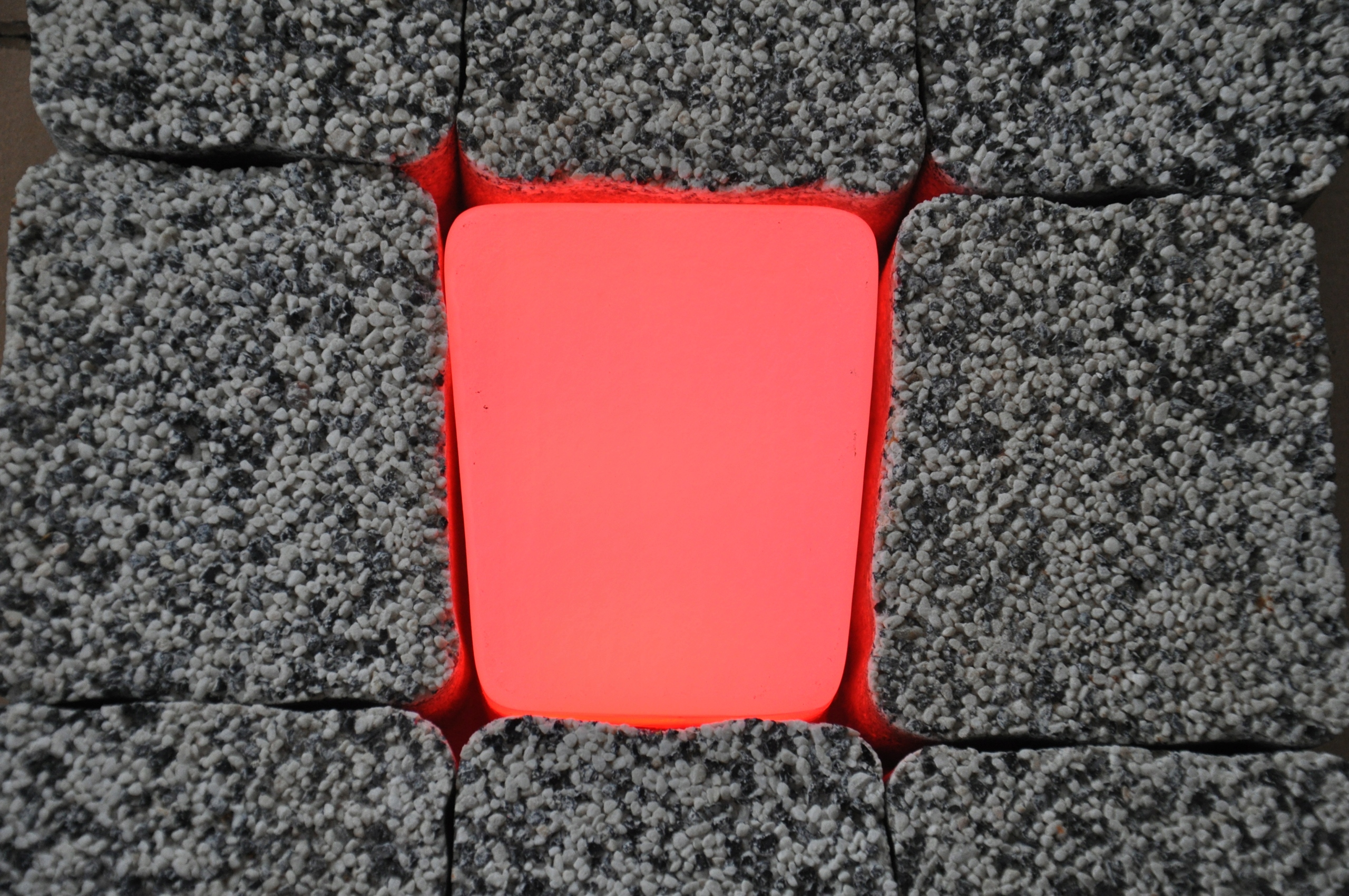 Świecąca kostka brukowa LED Piccola KOLORY Szerokość produktu 8 cm