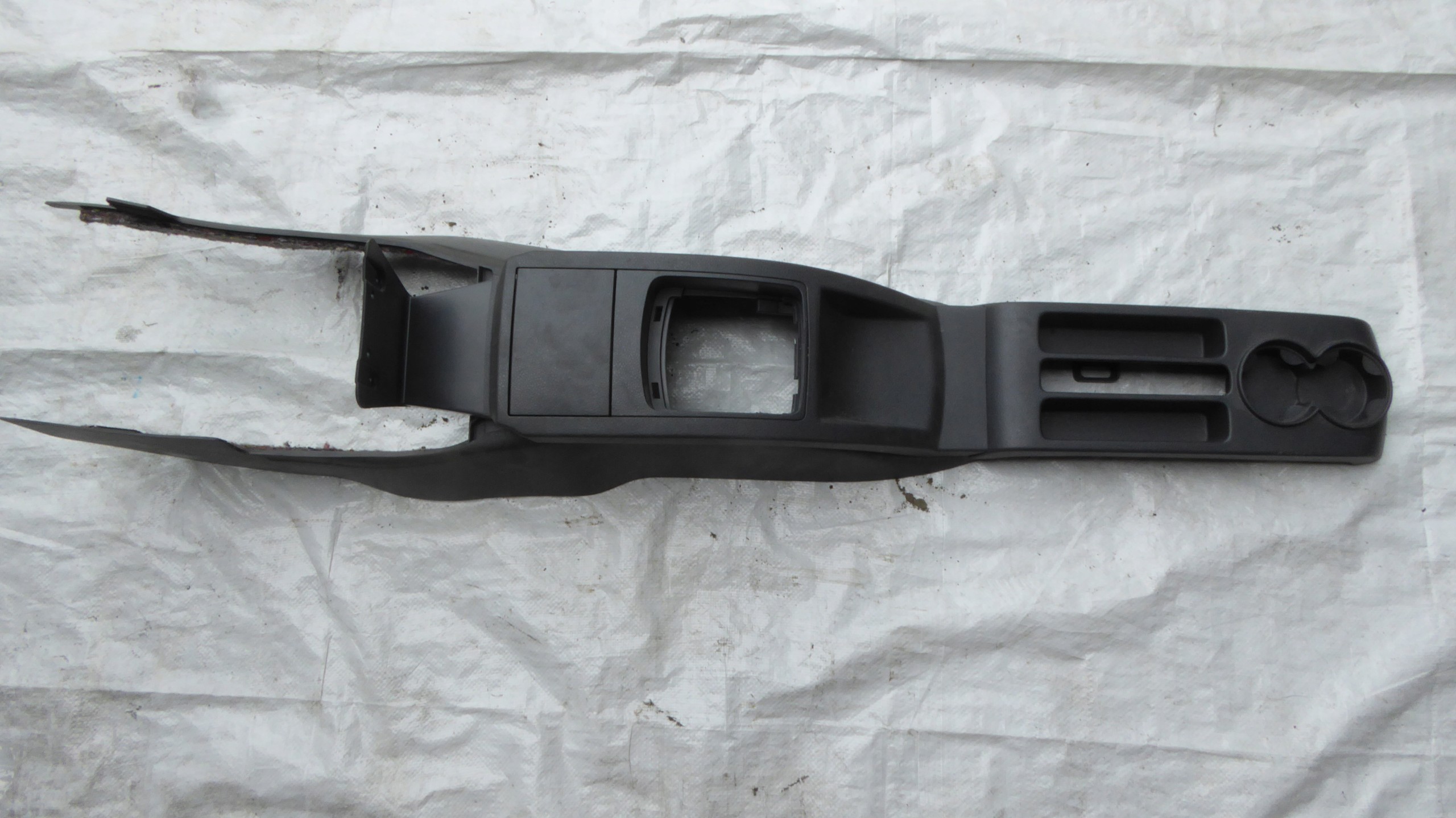 тунель середина vw Polo IV 4 6Q0 01-05 европа