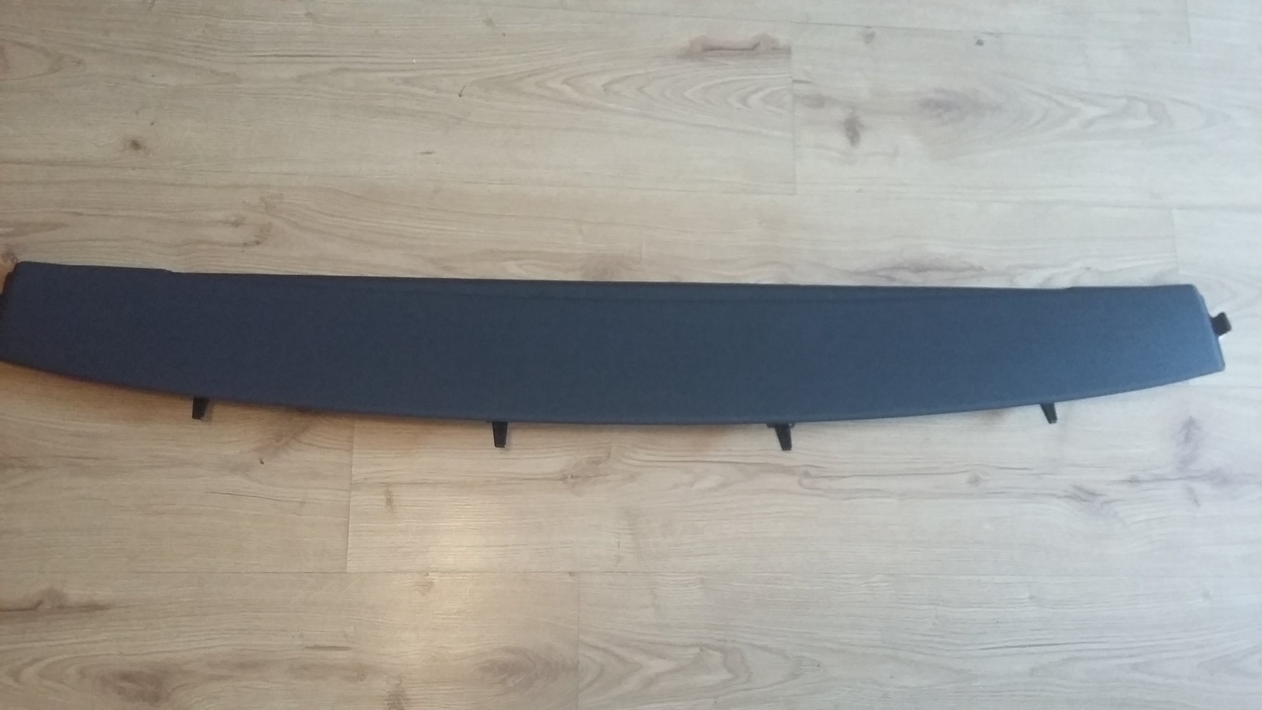 Задняя полка под электрическую шторку AUDI A6 C7 4G5