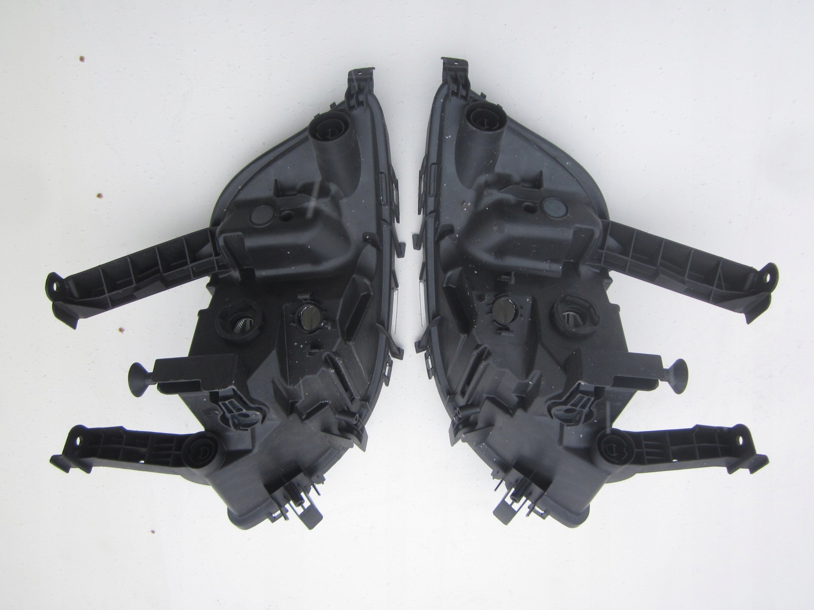 HALOGEN PRAWY LEWY OPEL ASTRA J IV 4 KIERUNKOWSKAZ Typ samochodu Samochody osobowe