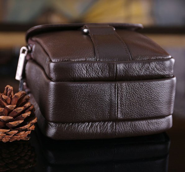 MĘSKA TORBA NA RAMIĘ MAŁA SKÓRZANA SASZETKA NERKA Płeć mężczyzna